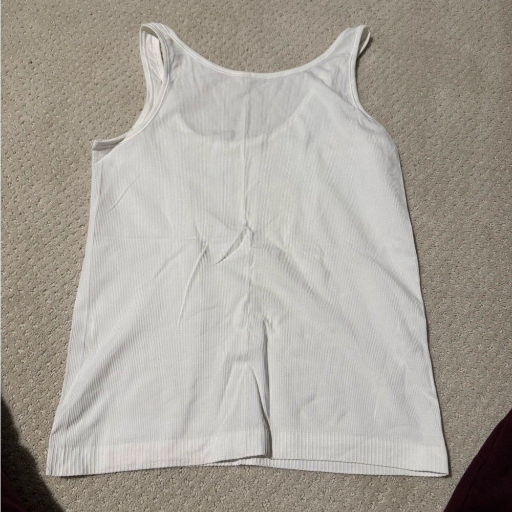 lululemon athletica White Ribbed Scoop Tank
